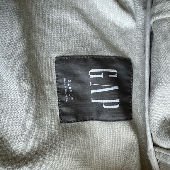 GAP Jacket - Picture 2 of 2